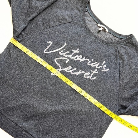 Victoria's Secret Gray with Sequin Graphic Crew Neck Pull Over Sweater- M - Picture 9 of 13